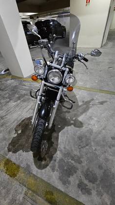 HONDA SHADOW 750 